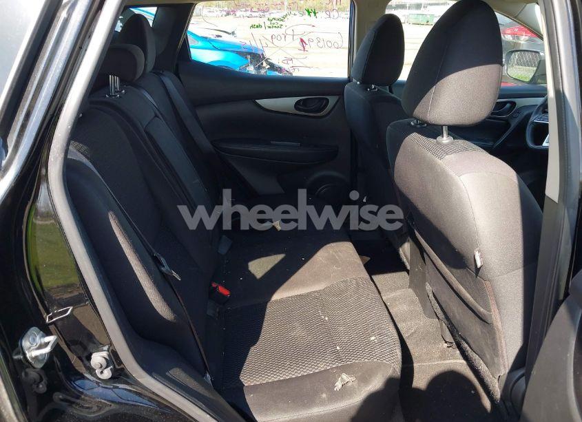 Photo 8 of 2019 Nissan Rogue SPORT S (VIN JN1BJ1CP4KW523237)