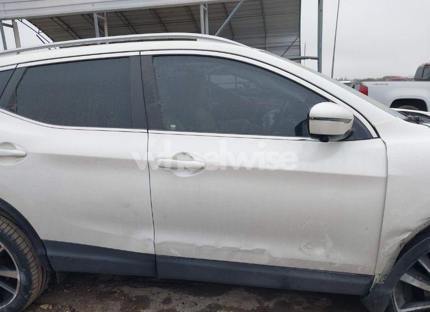 Photo 13 of 2018 Nissan Rogue SPORT SL (VIN JN1BJ1CP5JW107518)