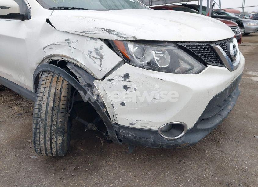Photo 6 of 2018 Nissan Rogue SPORT SL (VIN JN1BJ1CP5JW107518)