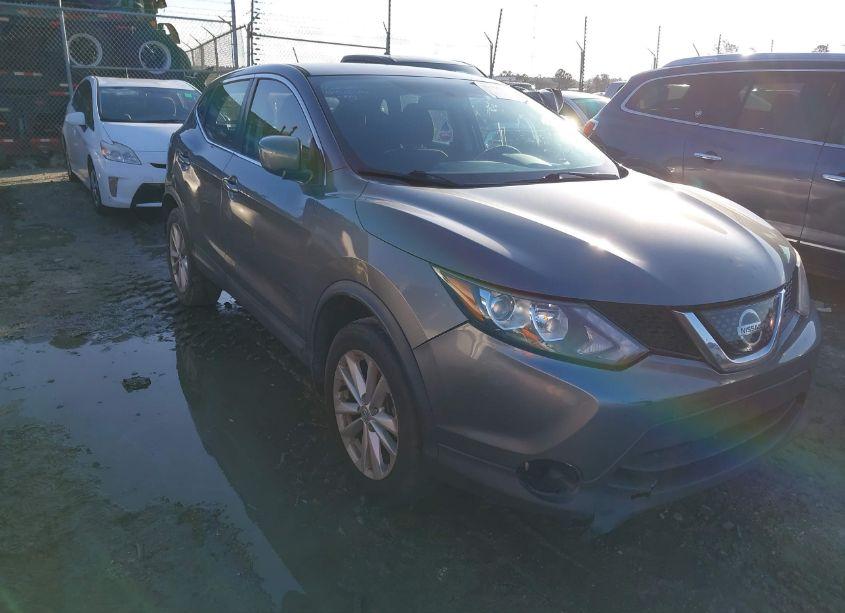 2018 Nissan Rogue SPORT S (VIN JN1BJ1CP5JW152782) main photo