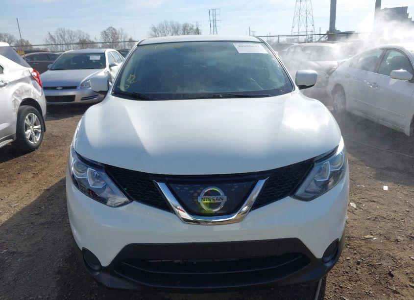 Photo 6 of 2018 Nissan Rogue SPORT S (VIN JN1BJ1CP5JW165466)