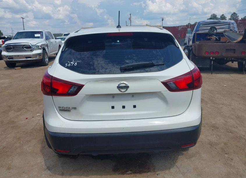 Photo 17 of 2018 Nissan Rogue SPORT S (VIN JN1BJ1CP5JW181246)