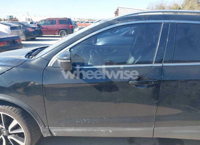 Photo 14 of 2018 Nissan Rogue SPORT SL (VIN JN1BJ1CP5JW184017)