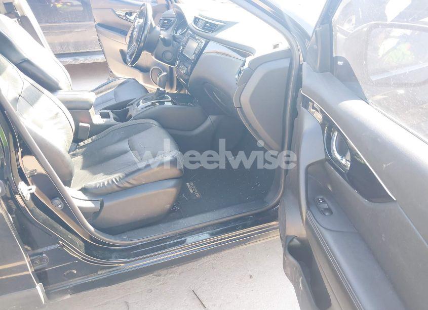 Photo 5 of 2018 Nissan Rogue SPORT SL (VIN JN1BJ1CP5JW184017)