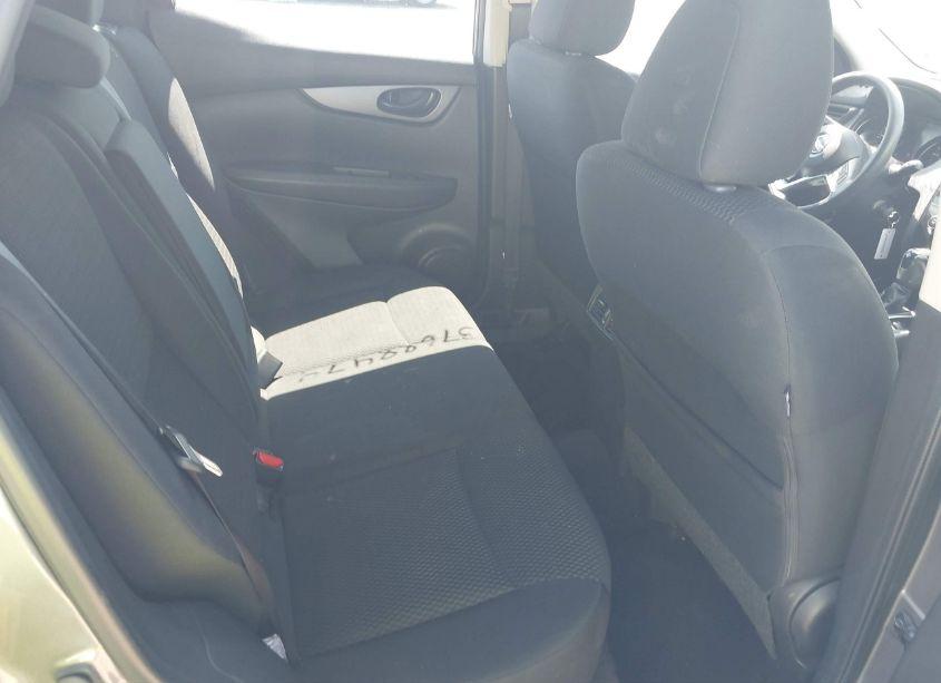 Photo 8 of 2019 Nissan Rogue SPORT S (VIN JN1BJ1CP5KW213517)