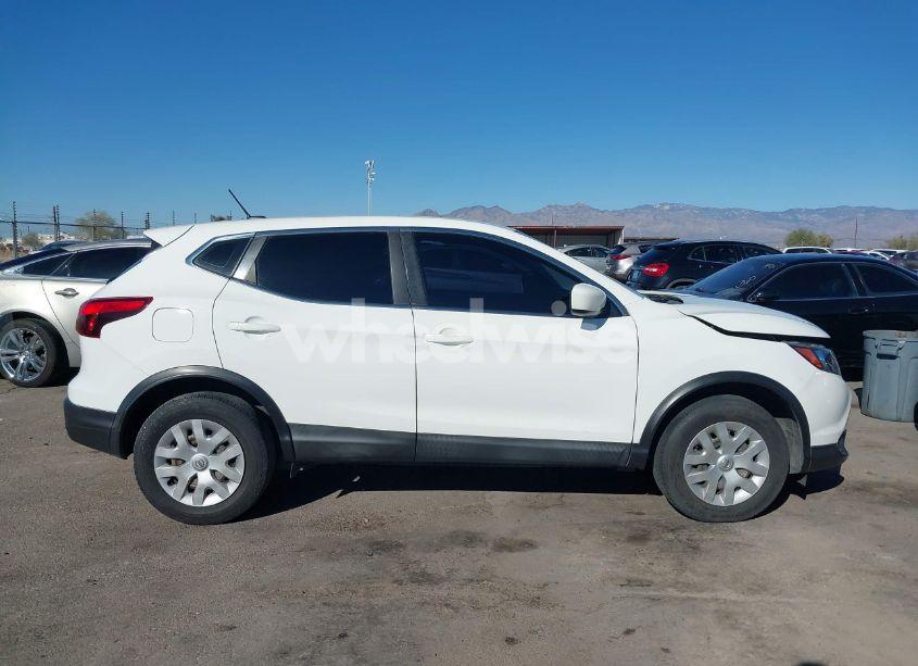 Photo 13 of 2019 Nissan Rogue SPORT S (VIN JN1BJ1CP5KW221942)
