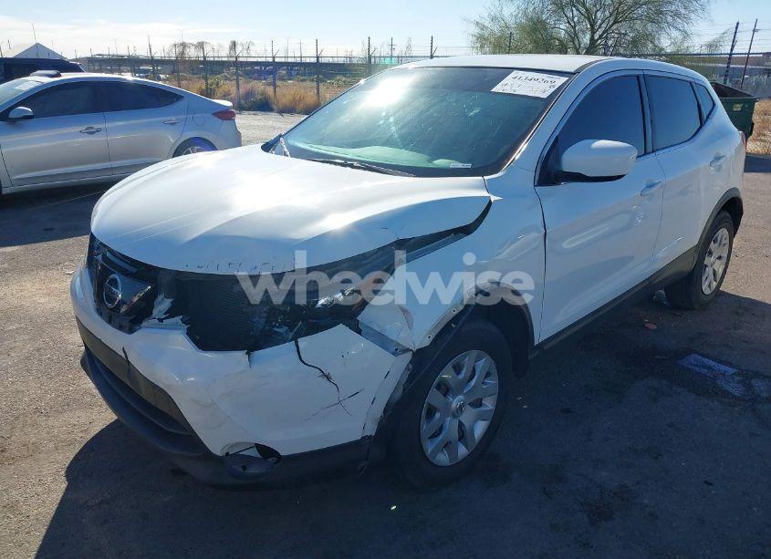 Photo 6 of 2019 Nissan Rogue SPORT S (VIN JN1BJ1CP5KW221942)