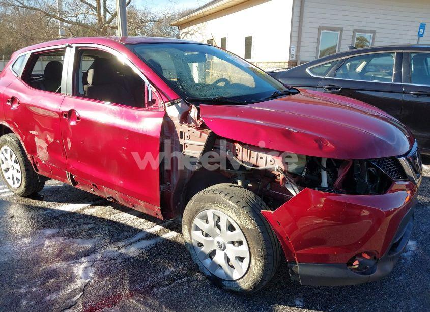 Photo 6 of 2019 Nissan Rogue SPORT S (VIN JN1BJ1CP5KW223156)