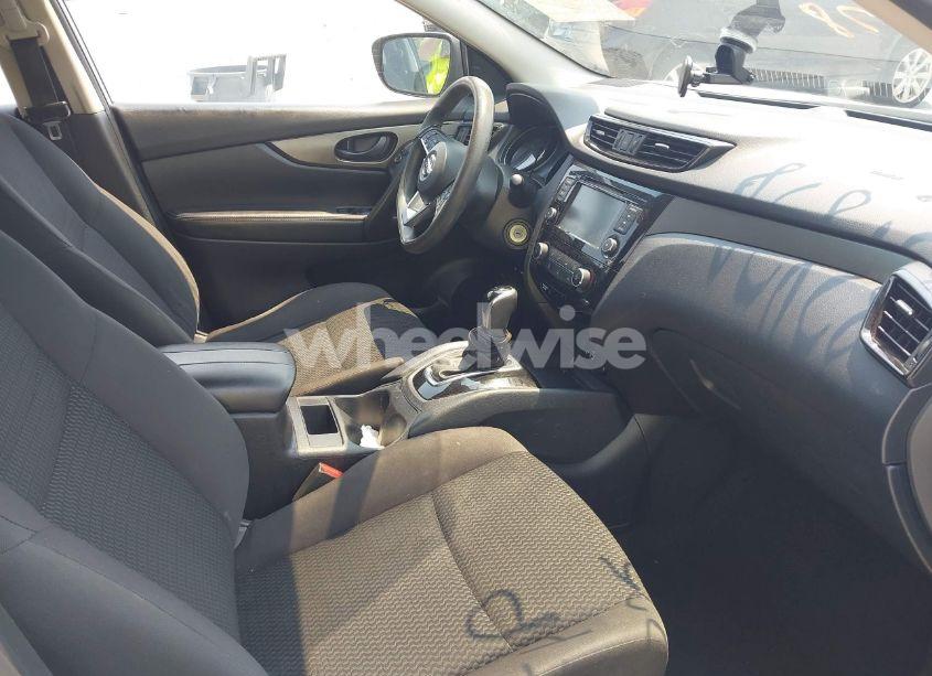 Photo 5 of 2019 Nissan Rogue SPORT S (VIN JN1BJ1CP5KW229426)