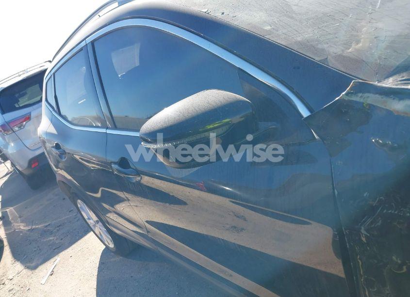 Photo 13 of 2019 Nissan Rogue SPORT SV (VIN JN1BJ1CP5KW524557)