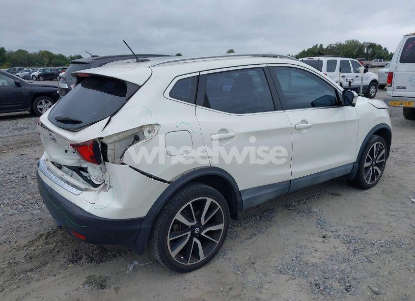 Photo 4 of 2017 Nissan Rogue SPORT SL (VIN JN1BJ1CP6HW002870)
