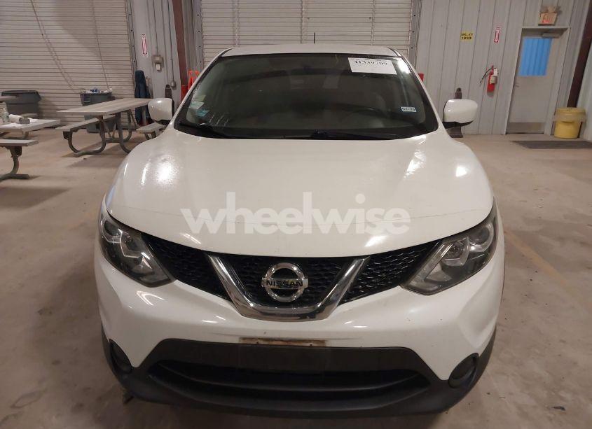 Photo 12 of 2017 Nissan Rogue SPORT S (VIN JN1BJ1CP6HW010757)
