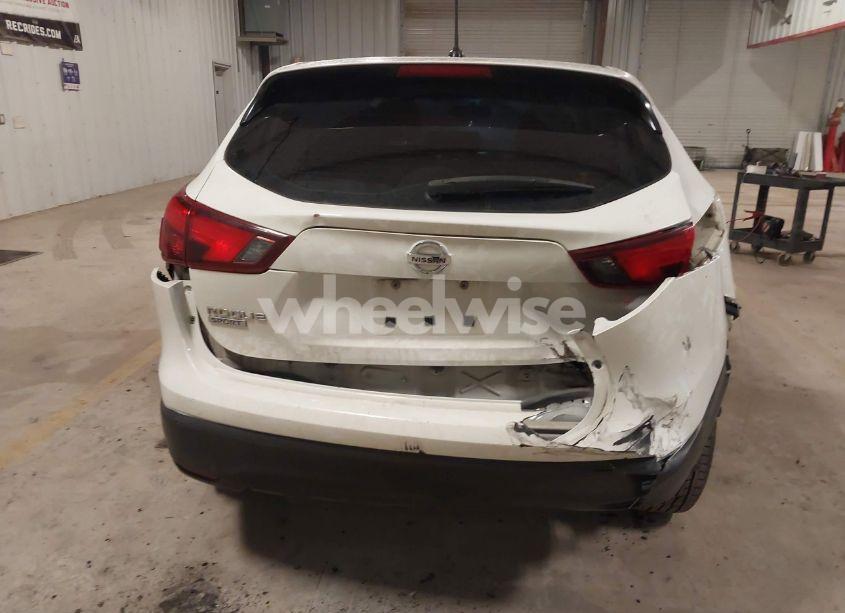 Photo 16 of 2017 Nissan Rogue SPORT S (VIN JN1BJ1CP6HW010757)