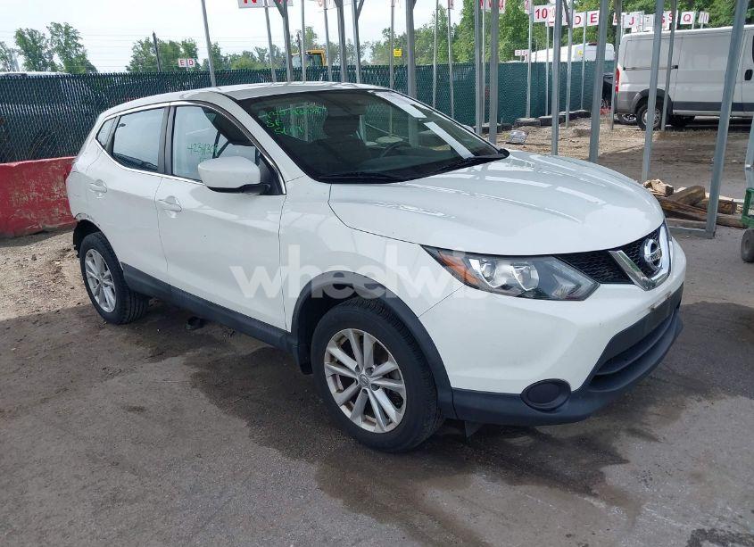 2017 Nissan Rogue SPORT S (VIN JN1BJ1CP6HW020012) main photo
