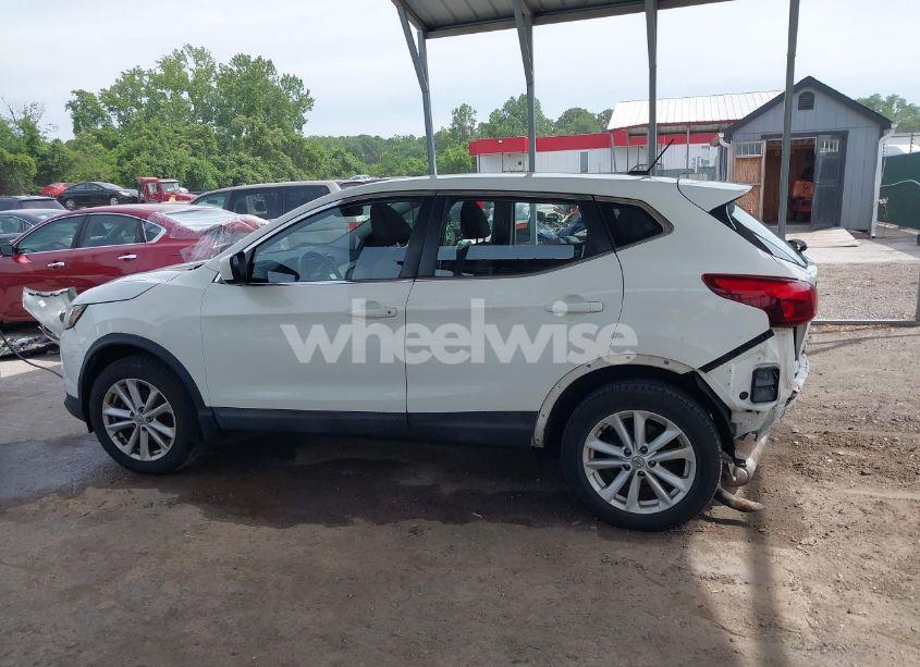 Photo 15 of 2017 Nissan Rogue SPORT S (VIN JN1BJ1CP6HW020012)