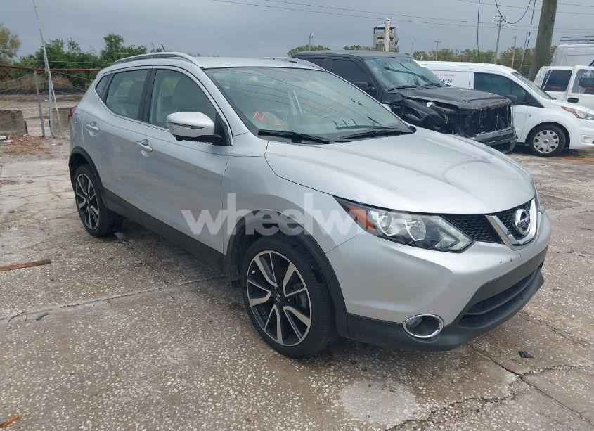 2018 Nissan Rogue SPORT SL (VIN JN1BJ1CP6JW102733) main photo