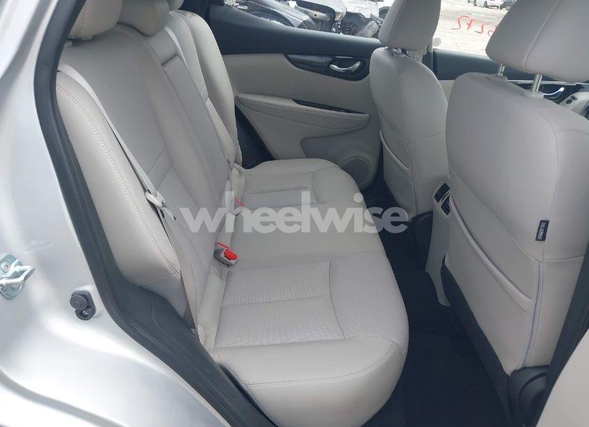 Photo 8 of 2018 Nissan Rogue SPORT SL (VIN JN1BJ1CP6JW102733)