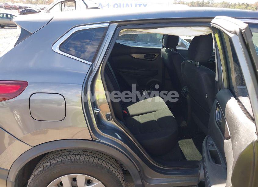 Photo 8 of 2018 Nissan Rogue SPORT S (VIN JN1BJ1CP6JW106121)