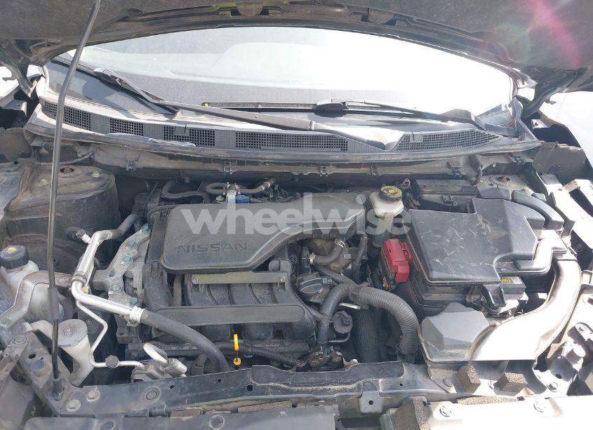 Photo 10 of 2018 Nissan Rogue SPORT S (VIN JN1BJ1CP6JW180364)