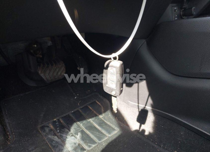 Photo 17 of 2018 Nissan Rogue SPORT S (VIN JN1BJ1CP6JW180364)