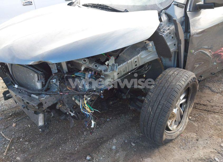 Photo 17 of 2018 Nissan Rogue SPORT S (VIN JN1BJ1CP6JW187427)