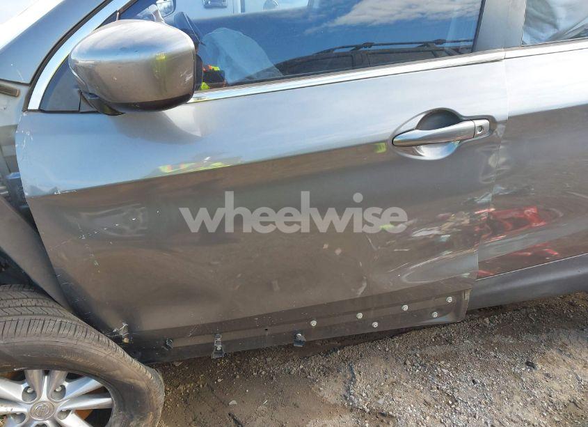 Photo 18 of 2018 Nissan Rogue SPORT S (VIN JN1BJ1CP6JW187427)