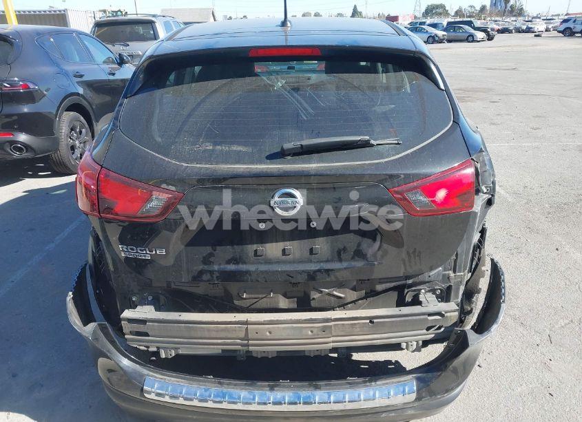 Photo 17 of 2018 Nissan Rogue SPORT S (VIN JN1BJ1CP6JW192210)