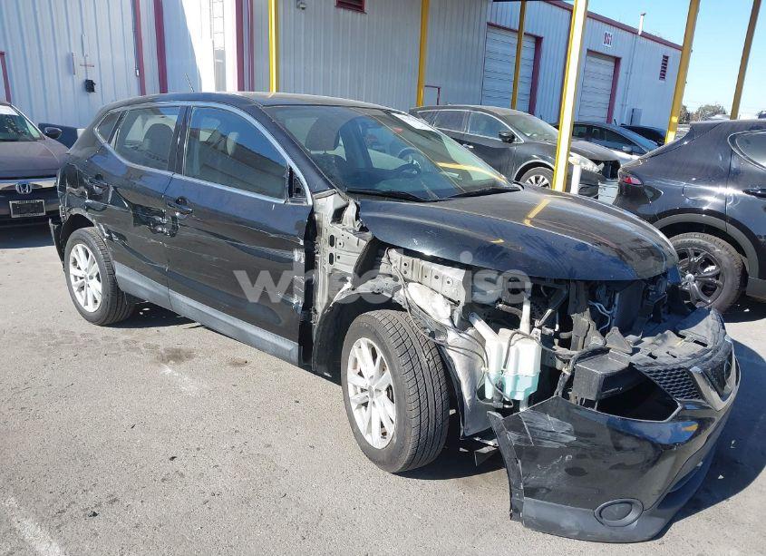 Photo 6 of 2018 Nissan Rogue SPORT S (VIN JN1BJ1CP6JW192210)