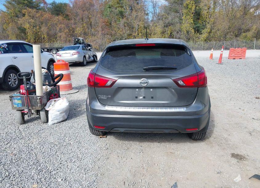 Photo 17 of 2019 Nissan Rogue SPORT S (VIN JN1BJ1CP6KW219441)