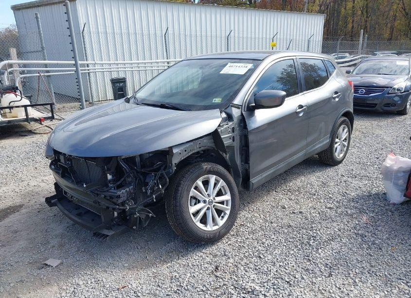 Photo 2 of 2019 Nissan Rogue SPORT S (VIN JN1BJ1CP6KW219441)