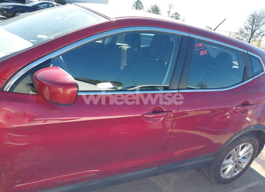 Photo 14 of 2019 Nissan Rogue SPORT S (VIN JN1BJ1CP6KW219973)