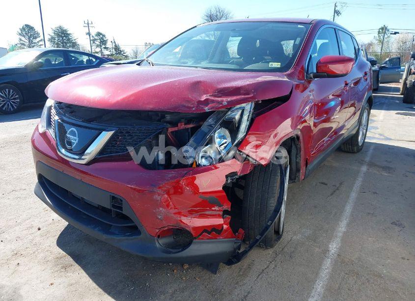Photo 2 of 2019 Nissan Rogue SPORT S (VIN JN1BJ1CP6KW219973)