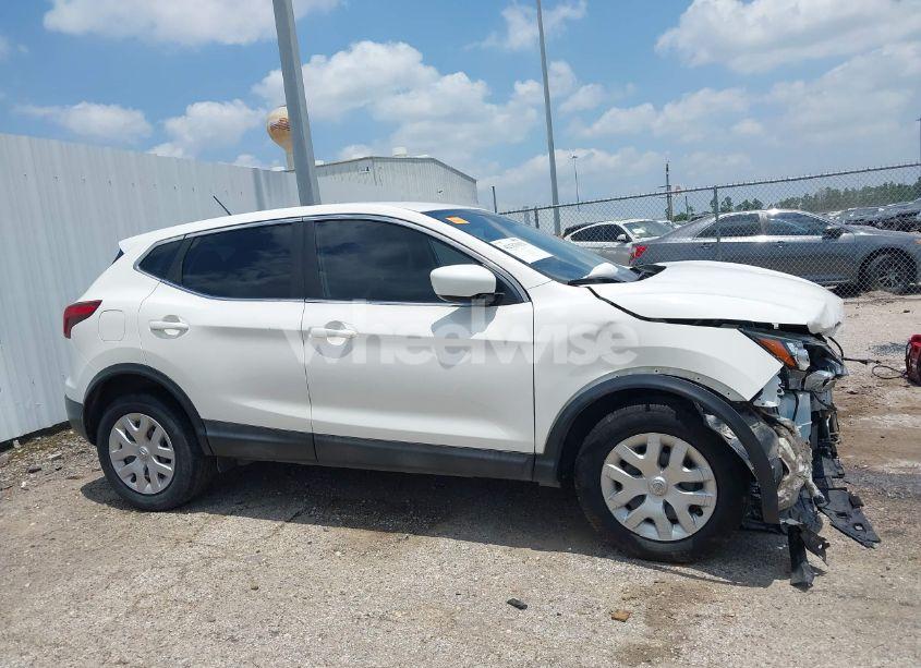 Photo 14 of 2019 Nissan Rogue SPORT S (VIN JN1BJ1CP6KW222386)