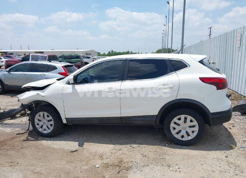 Photo 15 of 2019 Nissan Rogue SPORT S (VIN JN1BJ1CP6KW222386)