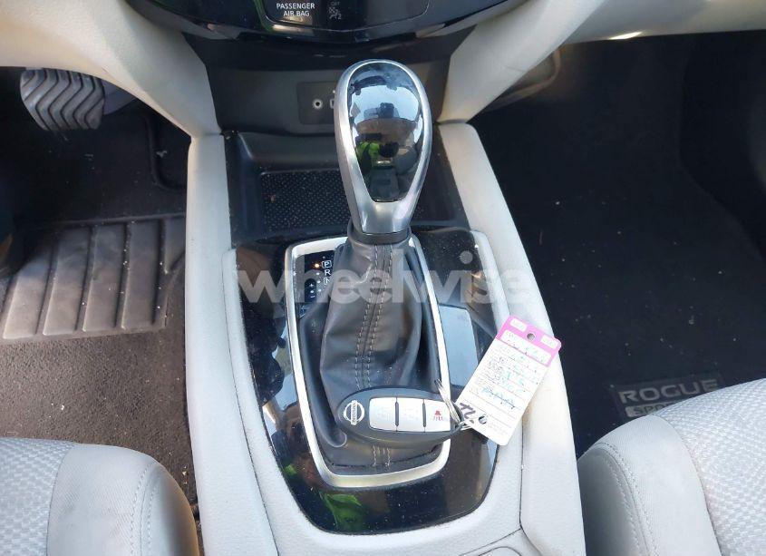 Photo 11 of 2019 Nissan Rogue SPORT SV (VIN JN1BJ1CP6KW238376)