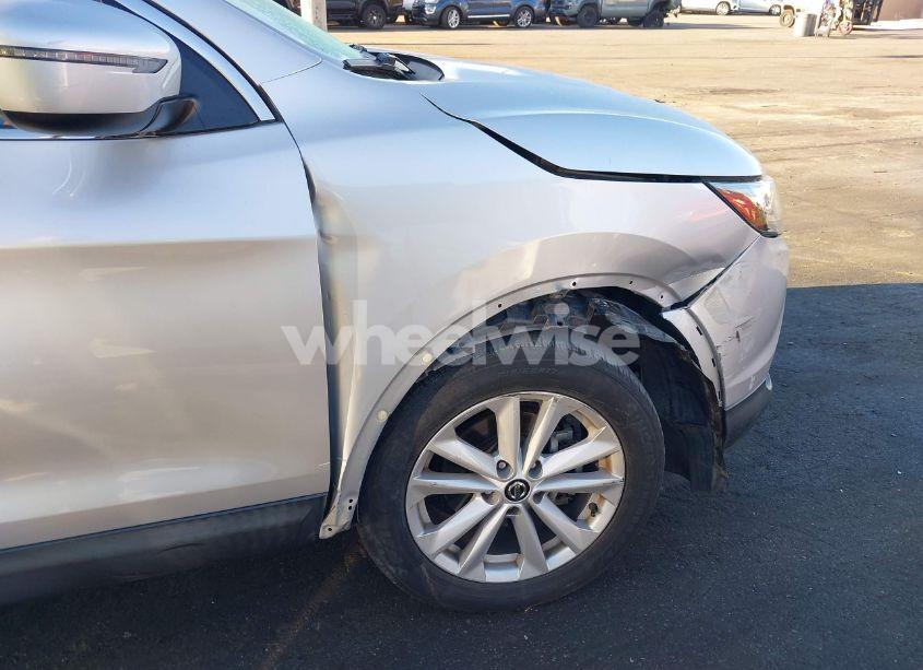 Photo 6 of 2019 Nissan Rogue SPORT SV (VIN JN1BJ1CP6KW238376)