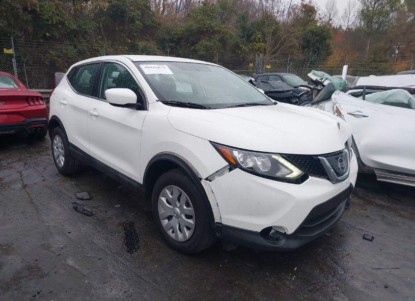 2019 Nissan Rogue SPORT S (VIN JN1BJ1CP6KW239480) main photo