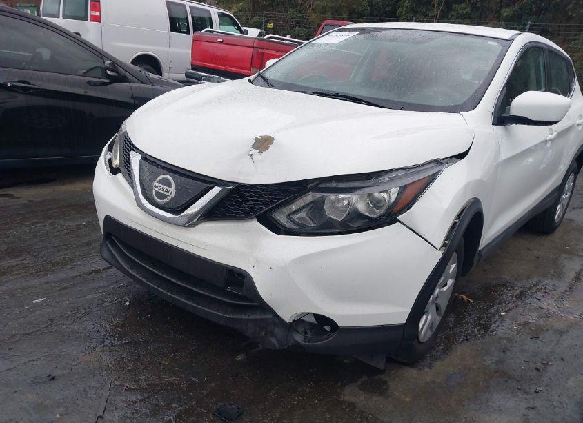 Photo 6 of 2019 Nissan Rogue SPORT S (VIN JN1BJ1CP6KW239480)