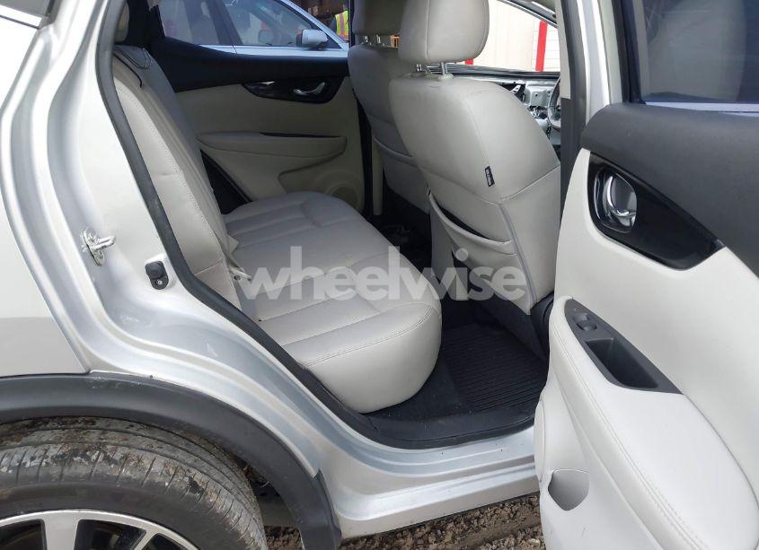 Photo 8 of 2019 Nissan Rogue SPORT SL (VIN JN1BJ1CP6KW526950)