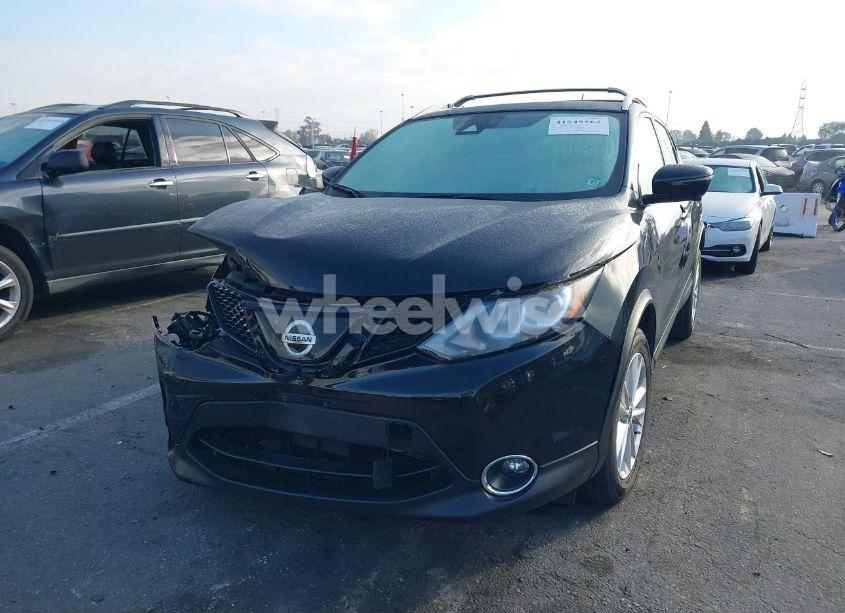 Photo 2 of 2019 Nissan Rogue SPORT SV (VIN JN1BJ1CP6KW527872)