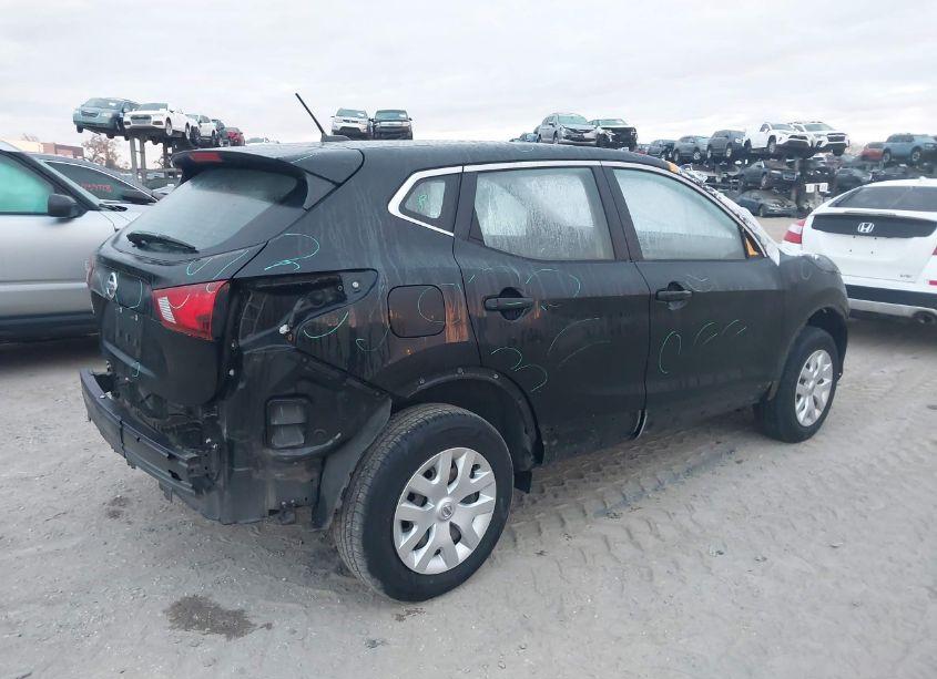 Photo 4 of 2017 Nissan Rogue SPORT S (VIN JN1BJ1CP7HW001842)