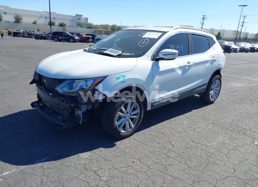 Photo 2 of 2017 Nissan Rogue SPORT SV (VIN JN1BJ1CP7HW005454)