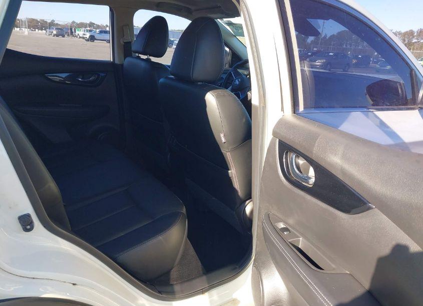 Photo 8 of 2017 Nissan Rogue SPORT SL (VIN JN1BJ1CP7HW008550)