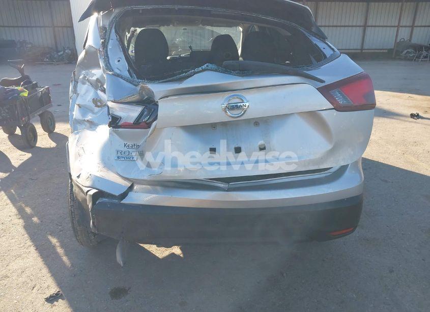 Photo 16 of 2017 Nissan Rogue SPORT S (VIN JN1BJ1CP7HW021752)