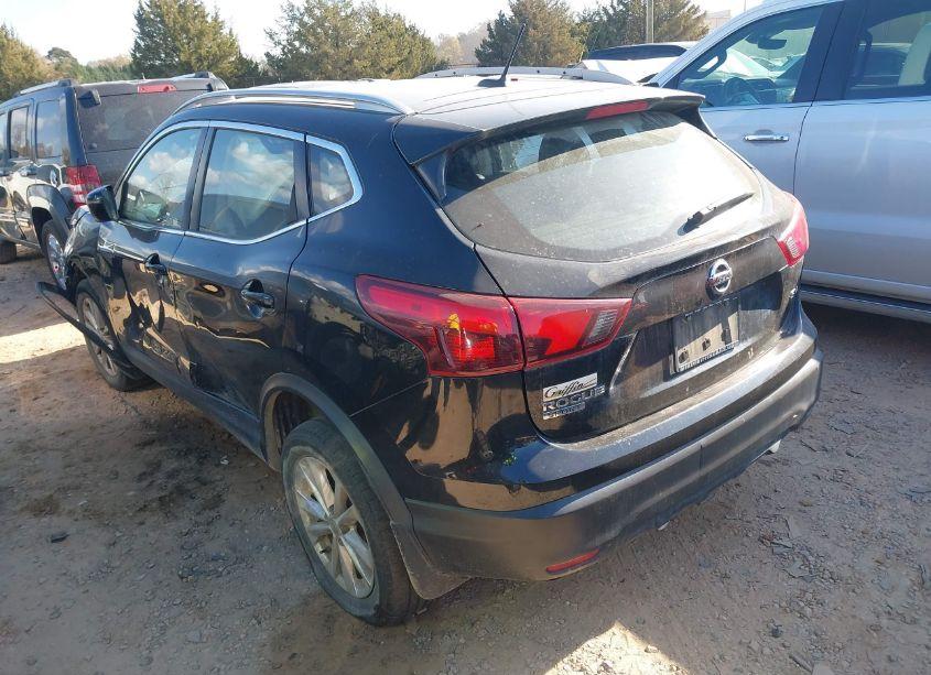 Photo 3 of 2017 Nissan Rogue SPORT SV (VIN JN1BJ1CP7HW025297)