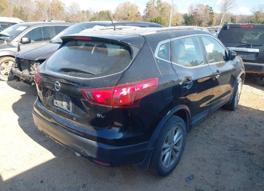 Photo 4 of 2017 Nissan Rogue SPORT SV (VIN JN1BJ1CP7HW025297)