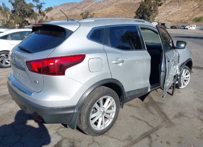 Photo 4 of 2017 Nissan Rogue SPORT SV (VIN JN1BJ1CP7HW027051)