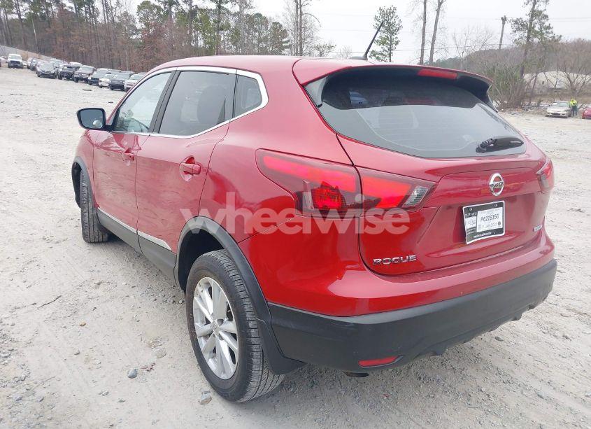 Photo 3 of 2017 Nissan Rogue SPORT S (VIN JN1BJ1CP7HW029852)