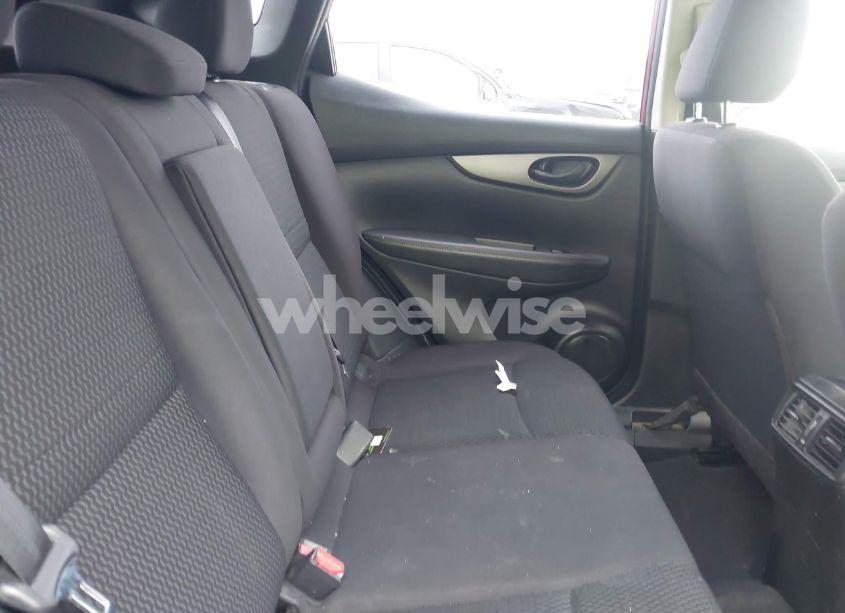 Photo 8 of 2017 Nissan Rogue SPORT S (VIN JN1BJ1CP7HW029852)