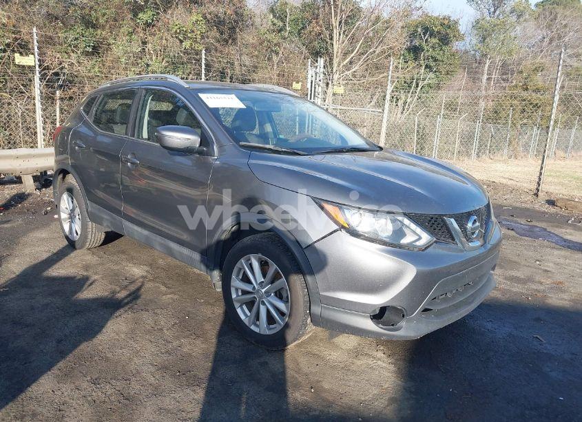2018 Nissan Rogue SPORT SV (VIN JN1BJ1CP7JW107066) main photo